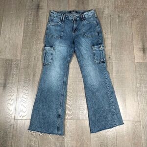 Aeropostale Women’s Raw Hem Flare Mid Rise Jean Size 12R